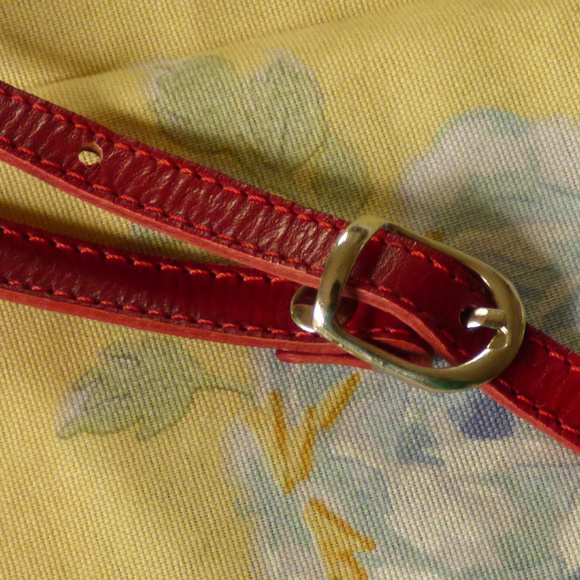 Vera Pelle Crossbody Bag - Picture 5 of 8